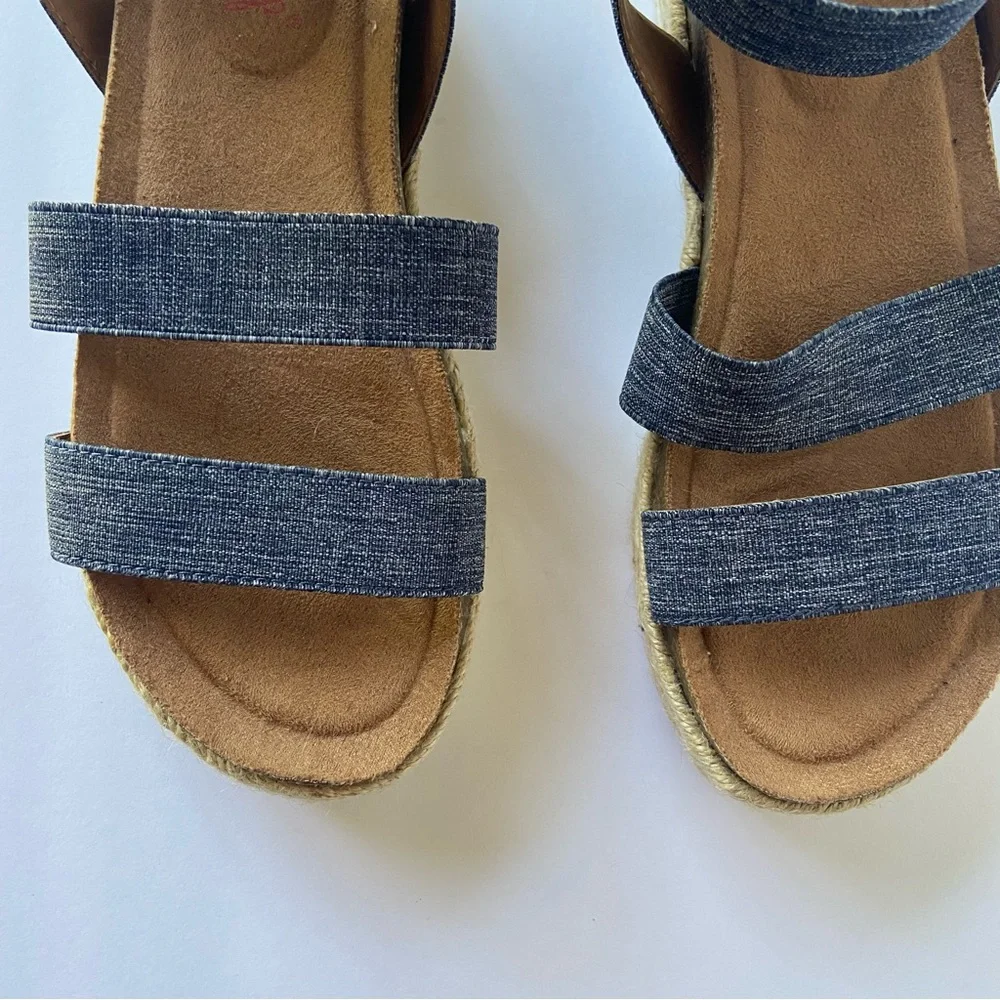Jellypop Halstein Platform Esparille Sandals Size 2